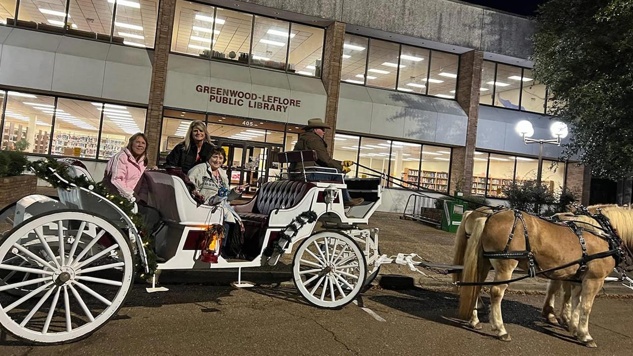 Carriage Ride at GLPLS